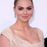 Kate-Upton---amfAR-Gala-Cannes-2017---06