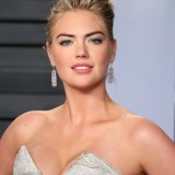 Kate-Upton-2018-Vanity-Fair-Oscar-Party-05