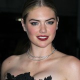 Kate-Upton-Premiere-of-The-Layover-06