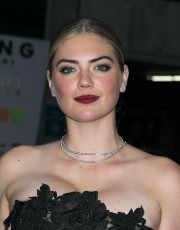 Kate-Upton-Premiere-of-The-Layover-13.md.jpg