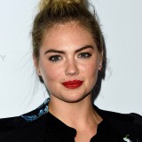 Kate-Upton-Stella-McCartney-Autumn-2016-Presentation-02