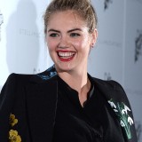 Kate-Upton-Stella-McCartney-Autumn-2016-Presentation-15