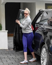 Kate-Upton-Workout-Session-in-Los-Angeles-2019---01.md.jpg