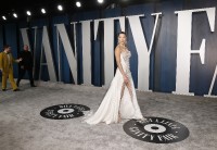 Adriana Lima 2020 Vanity Fair Oscar Party 30