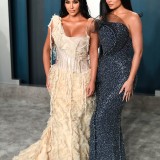 Kim-Kardashian---2020-Vanity-Fair-Oscar-Party-18