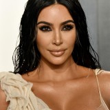 Kim-Kardashian---2020-Vanity-Fair-Oscar-Party-42