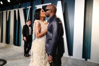 Kim-Kardashian---2020-Vanity-Fair-Oscar-Party-47.md.jpg Vettri.Net