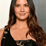 Olivia-Munn---2020-Vanity-Fair-Oscar-Party-20