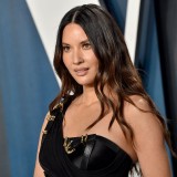 Olivia-Munn---2020-Vanity-Fair-Oscar-Party-24