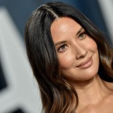 Olivia-Munn---2020-Vanity-Fair-Oscar-Party-30