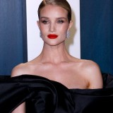 Rosie-Huntington-Whiteley---2020-Vanity-Fair-Oscar-Party-09