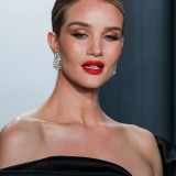 Rosie-Huntington-Whiteley---2020-Vanity-Fair-Oscar-Party-13