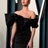 Rosie-Huntington-Whiteley---2020-Vanity-Fair-Oscar-Party-16