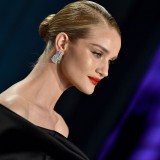 Rosie-Huntington-Whiteley---2020-Vanity-Fair-Oscar-Party-35