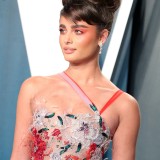 Taylor-Hill---2020-Vanity-Fair-Oscar-Party-06