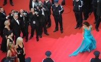 2008-Cannes-Film-Festival---Blindness-Premiere-23.md.jpg Vettri.Net