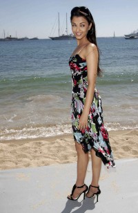 Aishwarya Rai Provoked Photocall Cannes 12