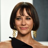 Rashida-Jones---2020-Vanity-Fair-Oscar-Party-22