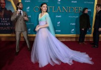 Sophie-Skelton---Outlander-Season-5-Premiere-48.md.jpg Vettri.Net
