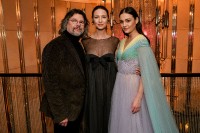 Sophie-Skelton---Outlander-Season-5-Premiere-76.md.jpg Vettri.Net
