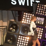 Taylor-Swift---NME-Awards-2020-01