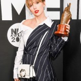 Taylor-Swift---NME-Awards-2020-15
