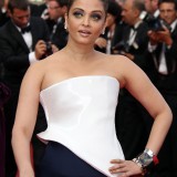 Aishwarya-Rai---64th-Cannes-Sleeping-Beauty-Premiere-51