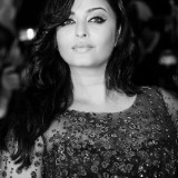 Aishwarya-Rai---65th-Cannes-Cosmopolis-Premiere-18