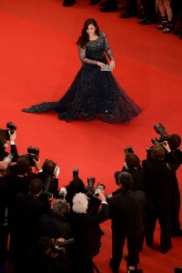 Aishwarya-Rai---65th-Cannes-Cosmopolis-Premiere-21.md.jpg
