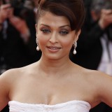 Aishwarya-Rai---Cannes-2009-Up-Premiere---019