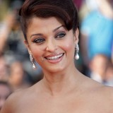 Aishwarya-Rai---Cannes-2009-Up-Premiere---038