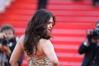 Aishwarya-Rai---Cannes-2014---Two-Days-One-Night-Premiere---075.md.jpg