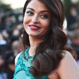 Aishwarya-Rai---Cannes-2015---Carol-Premiere---13