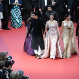 Aishwarya-Rai---Cannes-2016---From-The-Land-And-The-Moon-Premiere---01