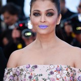 Aishwarya-Rai---Cannes-2016---From-The-Land-And-The-Moon-Premiere---15