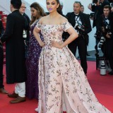 Aishwarya-Rai---Cannes-2016---From-The-Land-And-The-Moon-Premiere---20