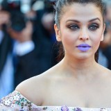 Aishwarya-Rai---Cannes-2016---From-The-Land-And-The-Moon-Premiere---21
