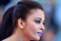 Aishwarya-Rai---Cannes-2016---From-The-Land-And-The-Moon-Premiere---23.md.jpg