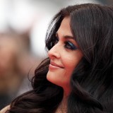 Aishwarya-Rai---Cannes-2016---Slack-Bay-Premiere-07