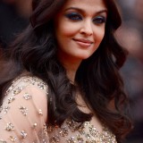 Aishwarya-Rai---Cannes-2016---Slack-Bay-Premiere-33