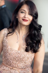 Aishwarya Rai Cannes 2016 The BFG Premiere 05