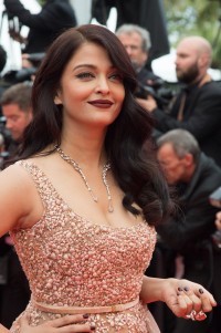 Aishwarya Rai Cannes 2016 The BFG Premiere 21