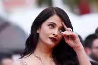 Aishwarya-Rai---Cannes-2016---The-BFG-Premiere---30.md.jpg