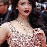 Aishwarya-Rai---Cannes-2016---The-BFG-Premiere---40