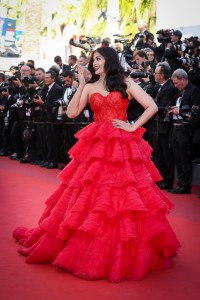 Aishwarya-Rai---Cannes-2017---120-Beats-Per-Minute-Premiere---04.md.jpg