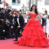 Aishwarya-Rai---Cannes-2017---120-Beats-Per-Minute-Premiere---10