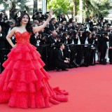 Aishwarya-Rai---Cannes-2017---120-Beats-Per-Minute-Premiere---34