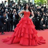 Aishwarya-Rai---Cannes-2017---120-Beats-Per-Minute-Premiere---35