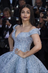 Aishwarya-Rai---Cannes-2017---Okja-Premiere---020.md.jpg