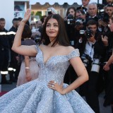 Aishwarya-Rai---Cannes-2017---Okja-Premiere---030